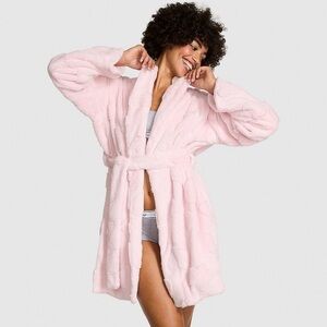 PINK Robe